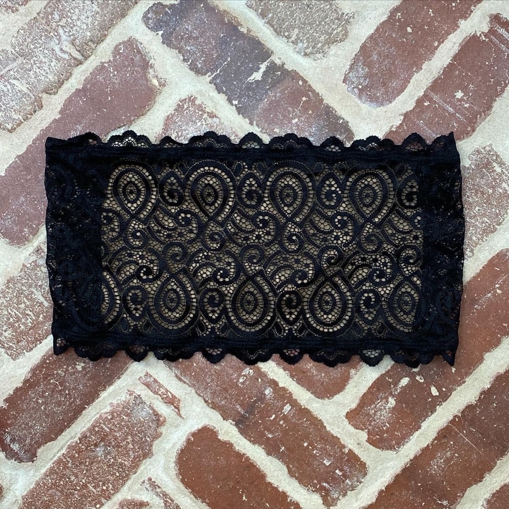NWOT Free People Intimately Lace Bandeau - Size XS/S - Black Lace